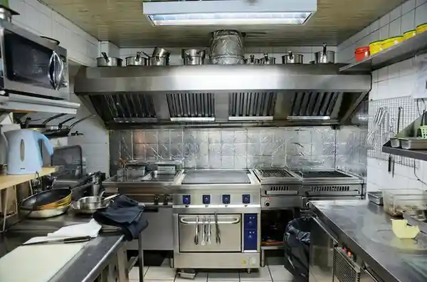 Cloud Kitchen Consultant 2025